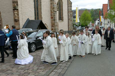 Feier der 1. Heiligen Kommunion in Sankt Crescentius (Foto: Karl-Franz Thiede)